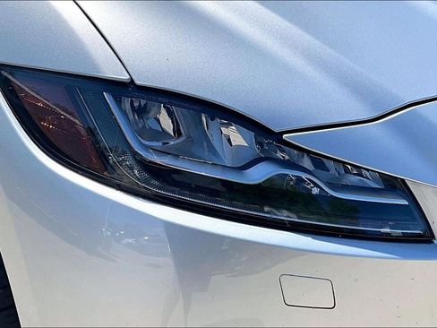 Used 2017 Jaguar F-PACE S AWD/4WD image 28