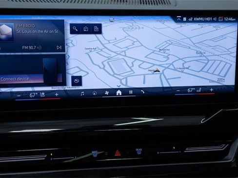 New 2026 BMW 530i xDrive w/ Premium Package image 17