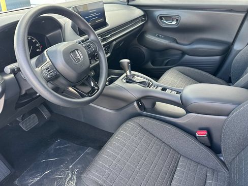 New 2027 Honda HR-V LX image 9