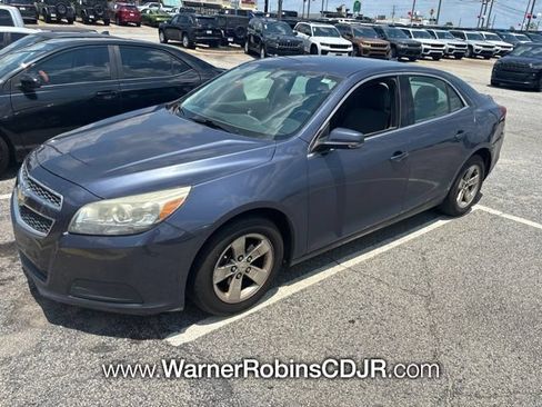 Used 2013 Chevrolet Malibu LT FWD image 3