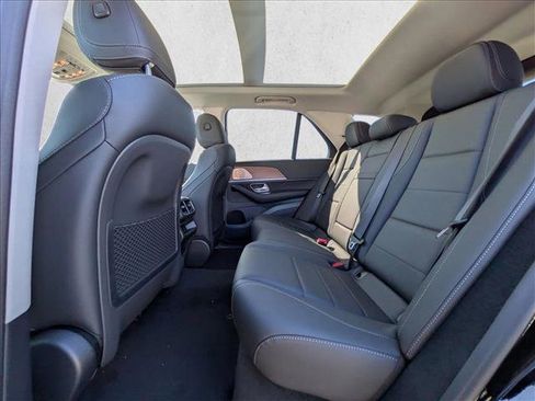 New 2026 Mercedes-Benz GLE 450 4MATIC image 13