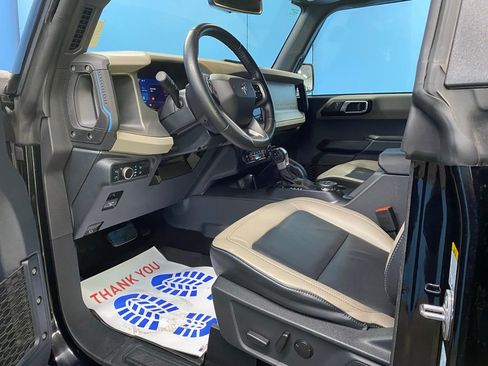 Used 2024 Ford Bronco Wildtrak image 14