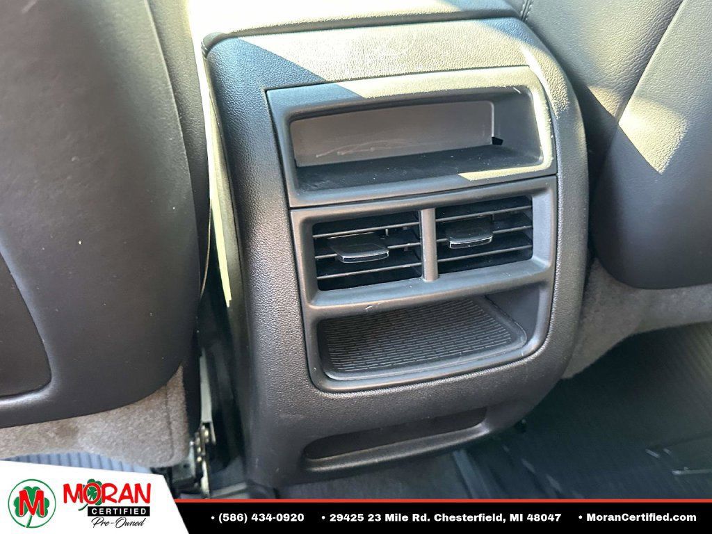 Used 2020 Cadillac XT5 Premium Luxury FWD image 11