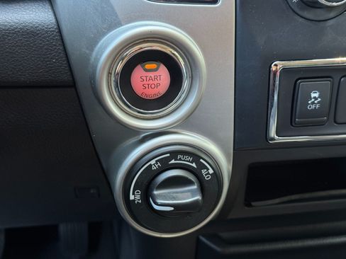 Used 2019 Nissan Titan SV AWD/4WD image 20