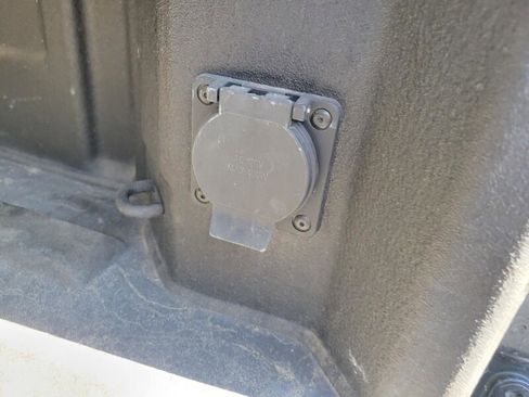 Used 2019 GMC Sierra 1500 Denali w/ Denali Ultimate Package image 8