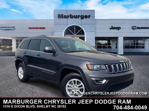 Used 2019 Jeep Grand Cherokee Laredo RWD image 1