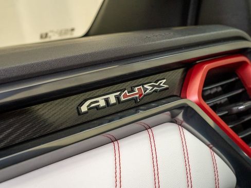 Used 2024 GMC Canyon AT4X image 18