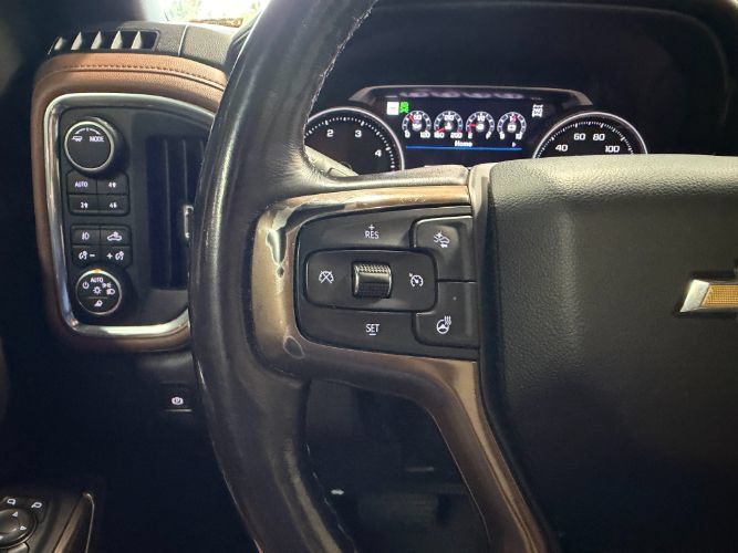 Used 2022 Chevrolet Silverado 3500 High Country AWD/4WD image 27