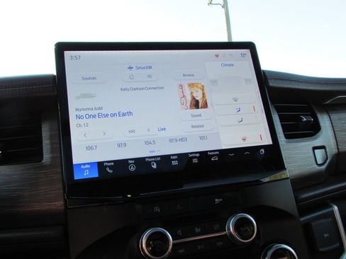 Used 2024 Ford Expedition Max Limited image 21