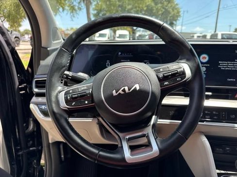 Used 2024 Kia Sportage EX FWD image 23