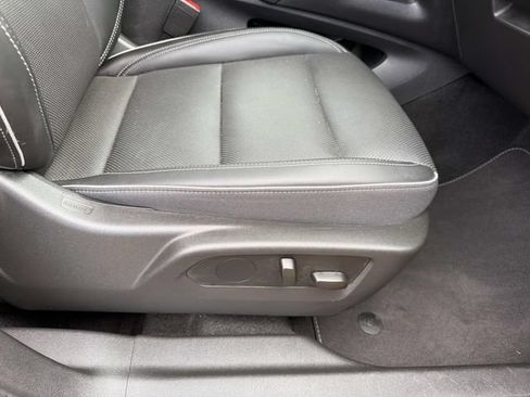 Used 2023 Buick Envision Essence FWD image 14