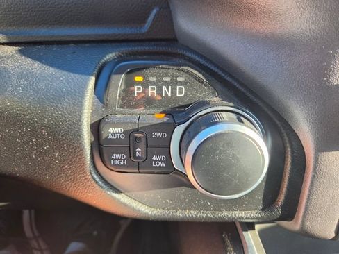 Used 2021 RAM 1500 Big Horn AWD/4WD image 10
