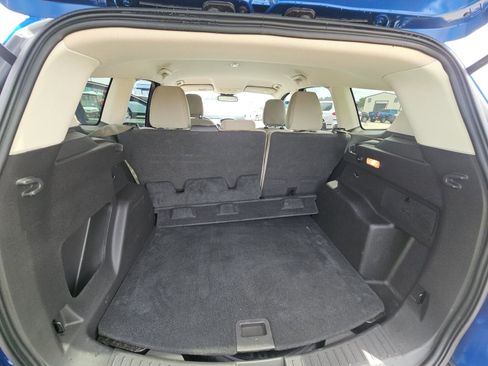 Used 2018 Ford Escape SE w/ Ford Safe & Smart Package AWD/4WD image 13