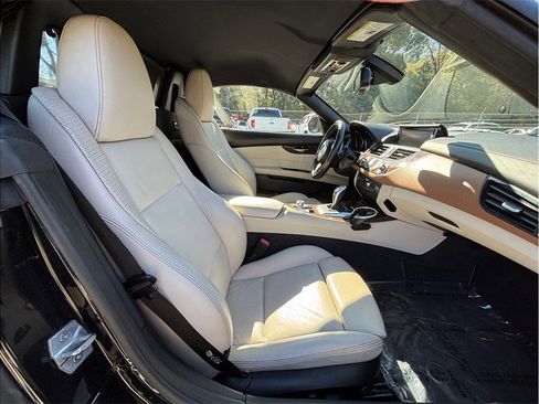 Used 2015 BMW Z4 sDrive35i image 32