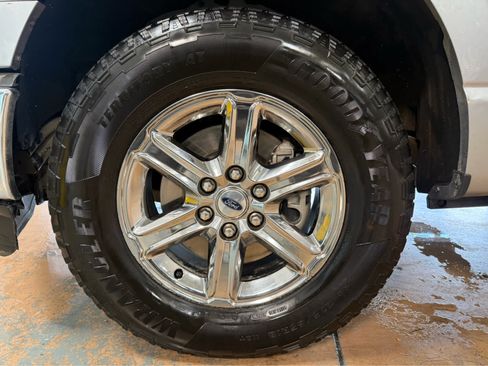 Used 2025 Ford F150 XLT w/ Equipment Group 301A Standard AWD/4WD image 11