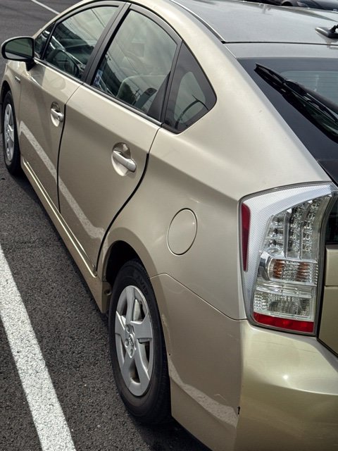 Used 2010 Toyota Prius Two FWD image 2