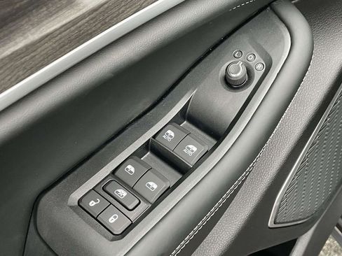 New 2026 Jeep Grand Cherokee Limited AWD/4WD image 24