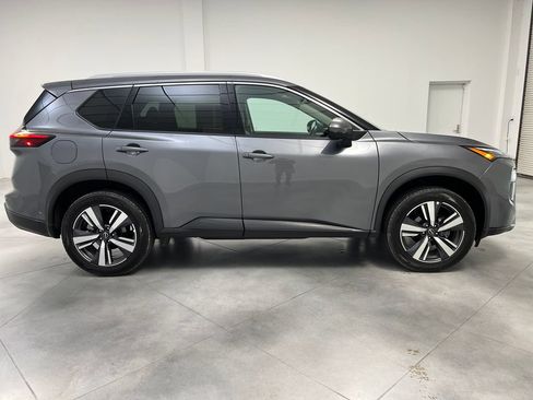 Used 2026 Nissan Rogue SL AWD/4WD image 10