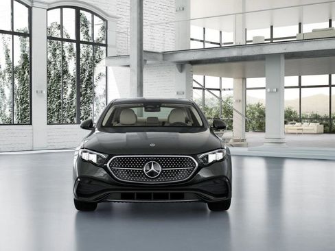 New 2026 Mercedes-Benz E 350 4MATIC Sedan image 7