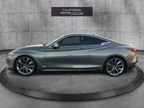 Used 2018 INFINITI Q60 Red Sport 400 w/ Sensory Package 3.0T Sport image 8