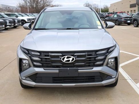 Used 2025 Hyundai Tucson SEL FWD image 2