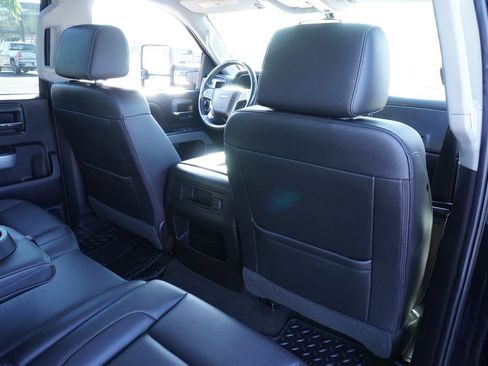 Used 2017 Chevrolet Silverado 2500 LTZ w/ Duramax Plus Package image 11