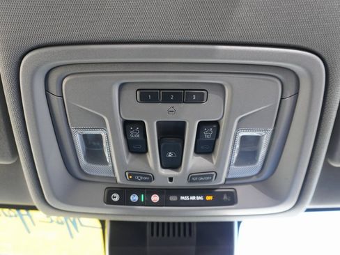 Used 2023 GMC Sierra 1500 Denali w/ Denali Reserve Package image 17