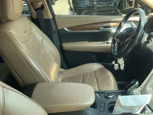 Used 2020 Cadillac XT5 Premium Luxury w/ Platinum Package image 8