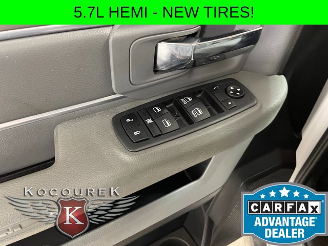 Used 2019 RAM 1500 Classic SLT AWD/4WD image 19