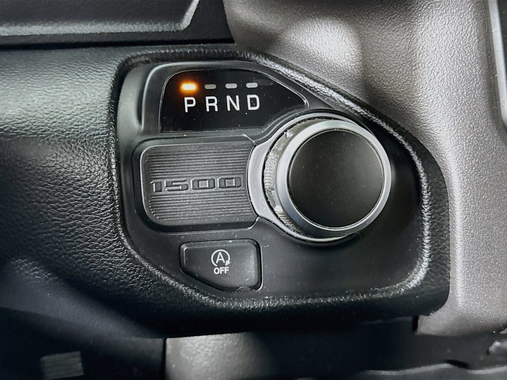 Used 2021 RAM 1500 Big Horn RWD image 16