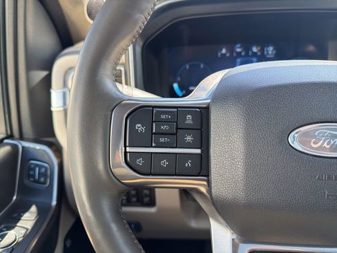 Certified 2025 Ford F450 Platinum w/ Platinum Plus Package image 26