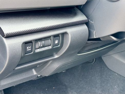 New 2026 Subaru Crosstrek 2.5i Limited w/ Crosstrek Mirror Package AWD/4WD image 11