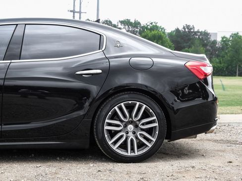 Used 2015 Maserati Ghibli S Q4 AWD/4WD image 15