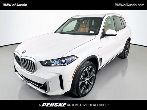 New 2026 BMW X5 xDrive50e w/ Premium Package image 1