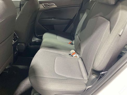 New 2026 Kia Sportage LX FWD image 11