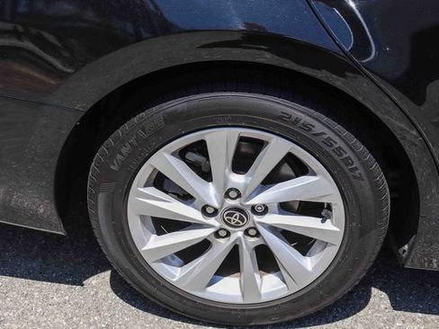 Used 2022 Toyota Camry LE w/ Carpet Mat Package (TMS) FWD image 9
