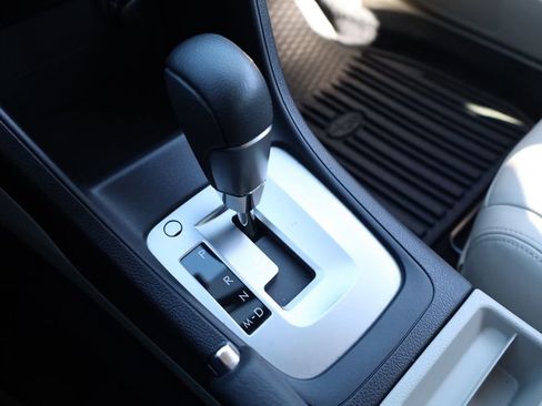 Used 2014 Subaru Impreza 2.0i Limited image 14