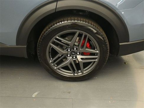 New 2026 Ford Explorer ST w/ Sun And Sound Package image 9