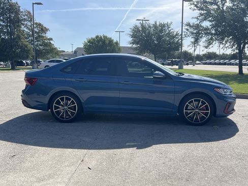 Certified 2026 Volkswagen Jetta GLI Autobahn FWD image 10
