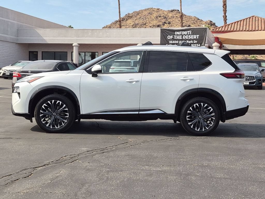 Used 2024 Nissan Rogue Platinum w/ Platinum Premium Package AWD/4WD image 3