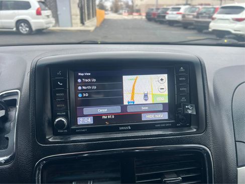 Used 2017 Dodge Grand Caravan GT image 26