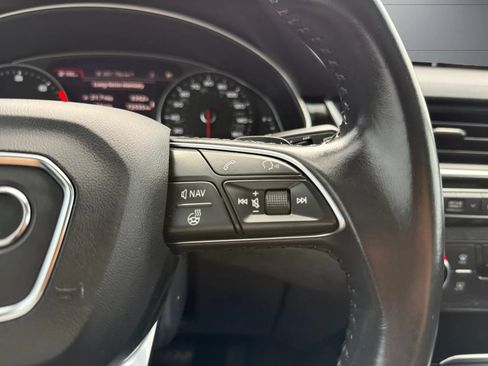 Used 2019 Audi Q7 3.0T Premium w/ Convenience Package AWD/4WD image 29
