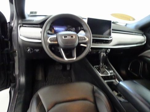 Certified 2024 Jeep Compass Latitude w/ Sun and Sound Group image 5