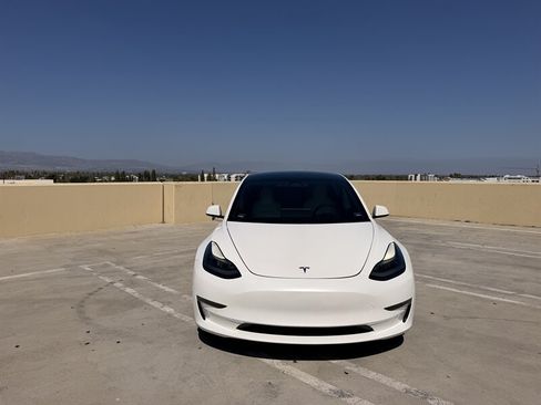 Used 2021 Tesla Model 3 Performance AWD/4WD image 12