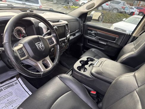 Used 2017 RAM 3500 Laramie w/ Convenience Group image 25