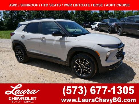 New 2026 Chevrolet TrailBlazer ACTIV w/ Convenience Package AWD/4WD image 1