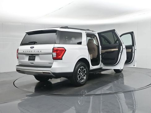Certified 2024 Ford Expedition Max XLT image 34