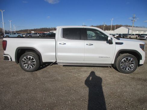 New 2026 GMC Sierra 1500 Denali w/ Denali Reserve Package image 3