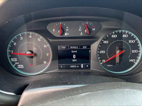 Used 2024 Chevrolet Malibu LT FWD image 12