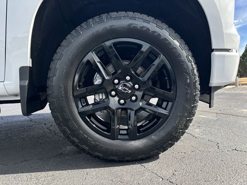 New 2026 Chevrolet Silverado 1500 Custom w/ Turbomax Blackout Package AWD/4WD image 14